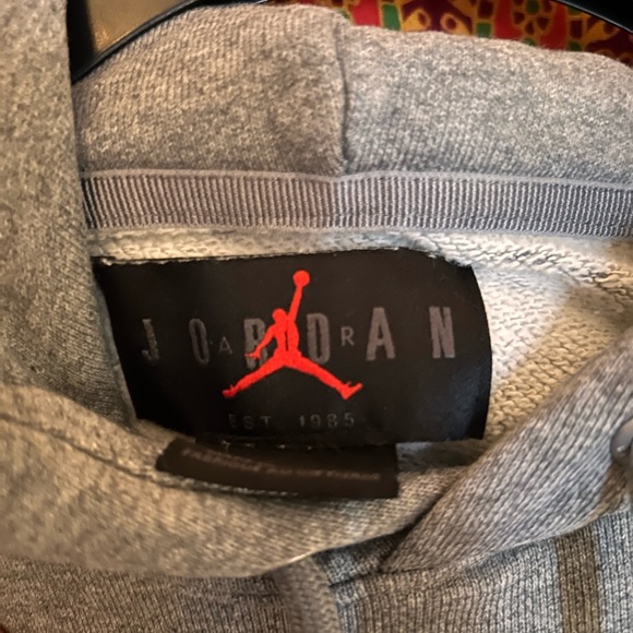 Men’s Nike Air Jordan Flight Est 1985 Fleece Pullover Hoodie - Picture 4 of 5